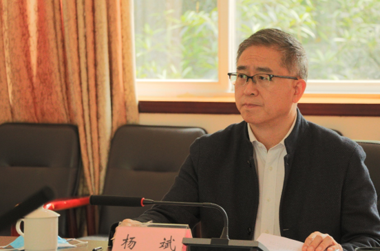 集團公司黨委書記、董事長、總經(jīng)理楊斌到華西安裝公司調研