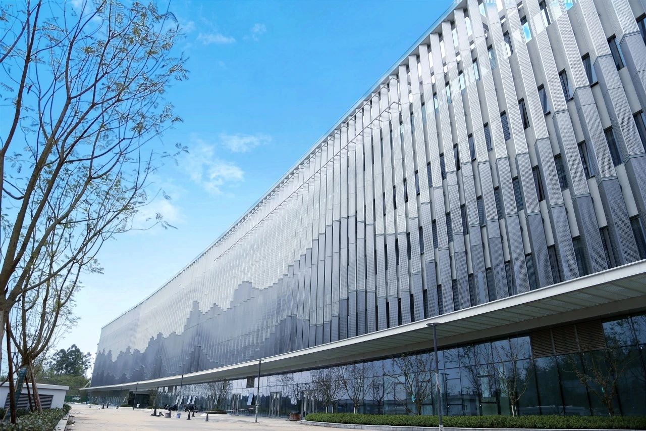 【這里是華安】品質(zhì)“守護”！四川省公共衛(wèi)生綜合臨床中心項目建設(shè)實錄